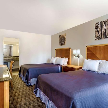 Howard Johnson By Wyndham Scottsdale Old Town Ngoại thất bức ảnh