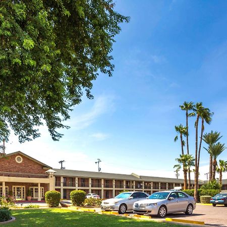 Howard Johnson By Wyndham Scottsdale Old Town Ngoại thất bức ảnh