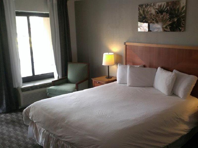 Howard Johnson By Wyndham Scottsdale Old Town Ngoại thất bức ảnh